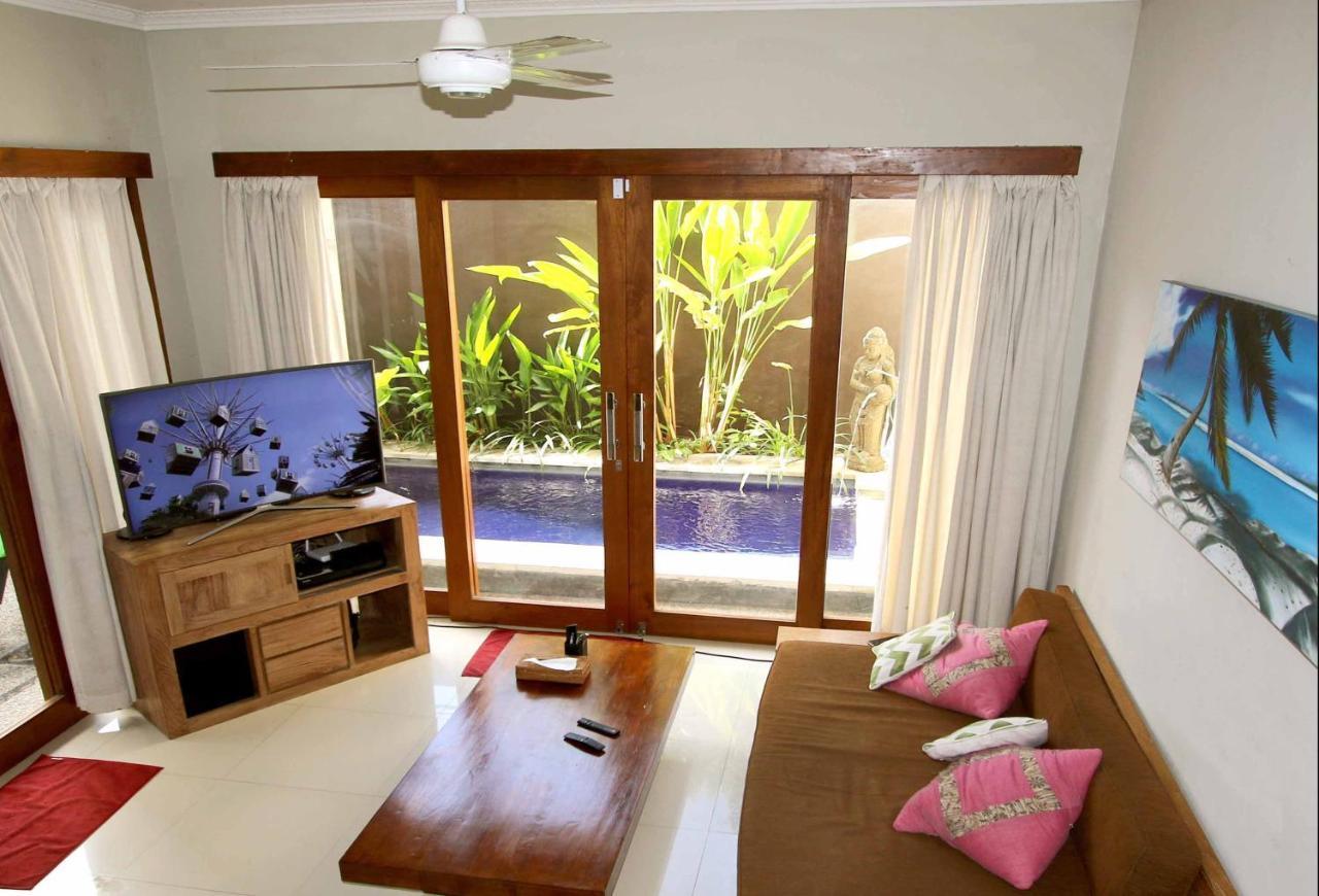 Villa Anyelir Seminyak  Luaran gambar