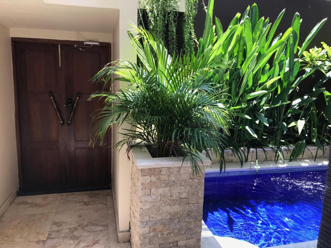 Villa Anyelir Seminyak  Luaran gambar